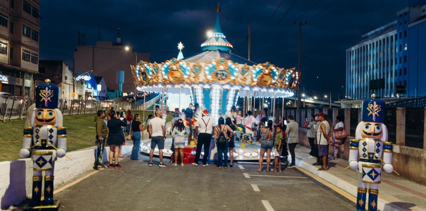 Brilho de Natal segue encantando BM com programação diária